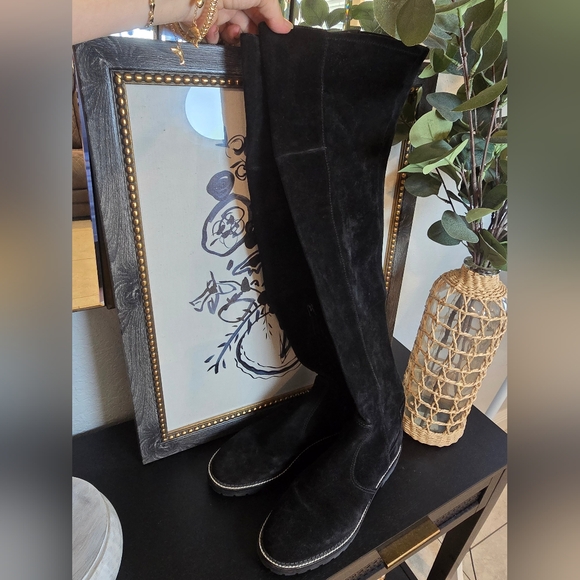 Tory Burch Women’s Miller Boots Lug Sole Black Leather Over The Knee 10 - Picture 1 of 8